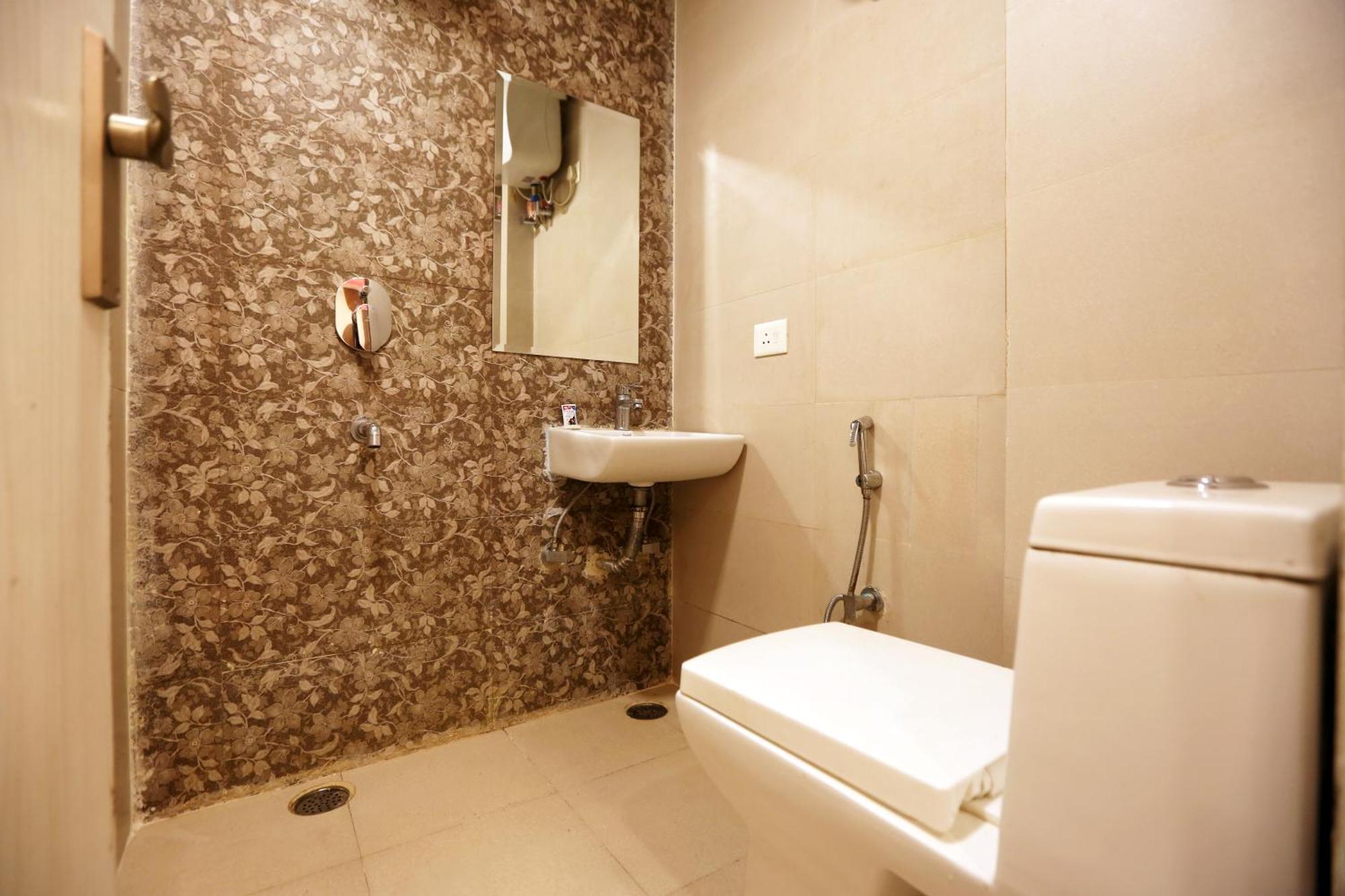 Classic Paradise Bed & Breakfast New Delhi